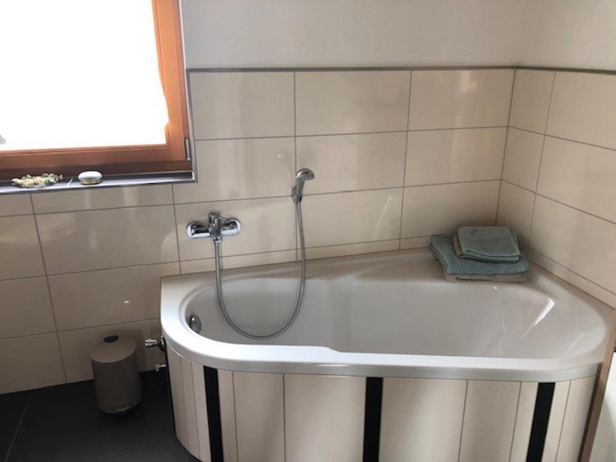 Haus Leenja 贝维伦金 外观 照片
